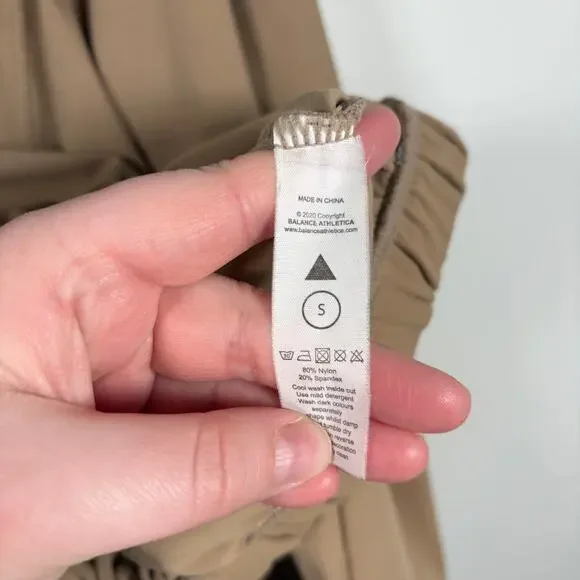 Balance Athletica Neutral Tan Oversized Elastic Cinch Waiset Outlander Pullover - Picture 9 of 9